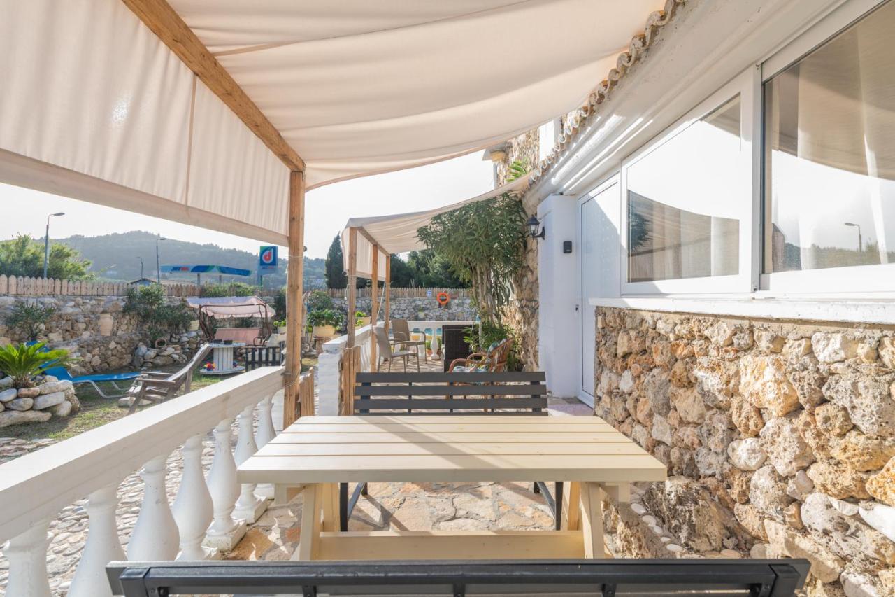 Вілла Stelios Stone House Sinarades Kouramades Екстер'єр фото